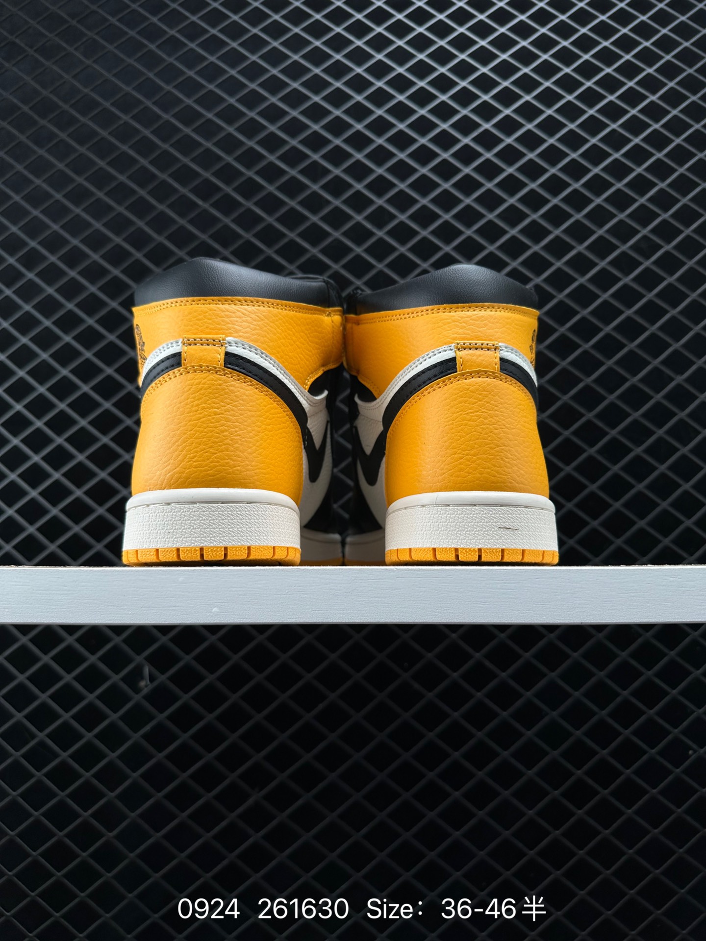 Nike Air Jordan 1 Retro High OG”Black/White“